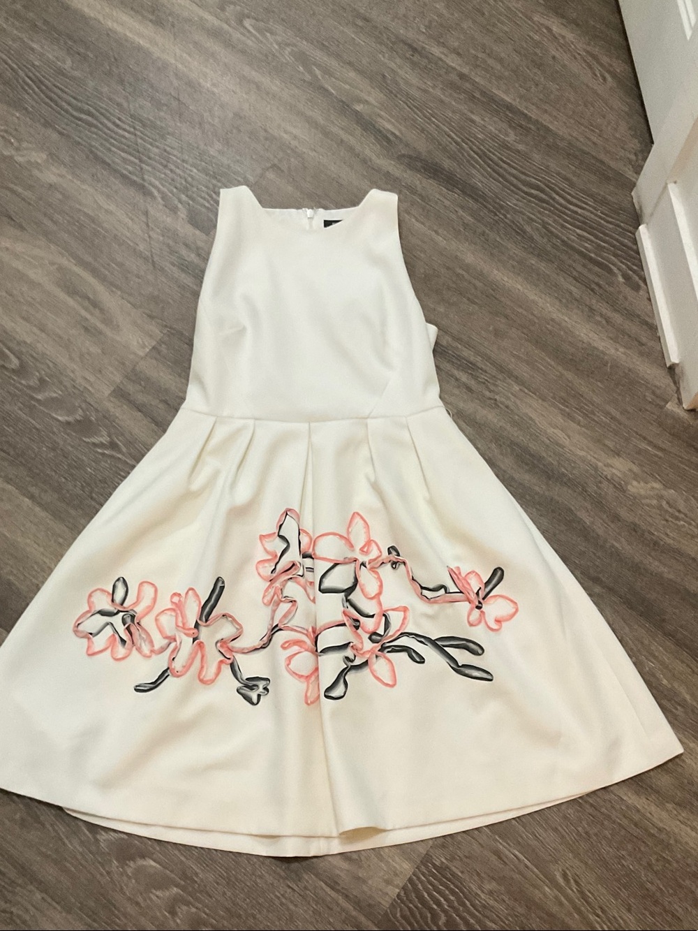 RW&CO. Cream Floral Appliqué Fit-and-Flare Dress